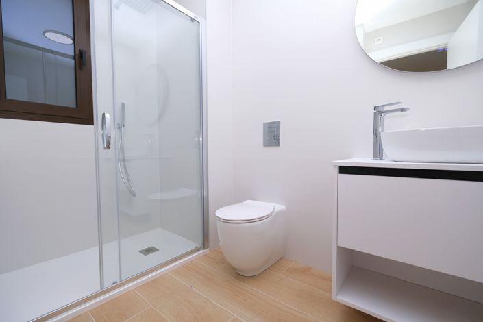 Image No.13-2 Bed Property for sale