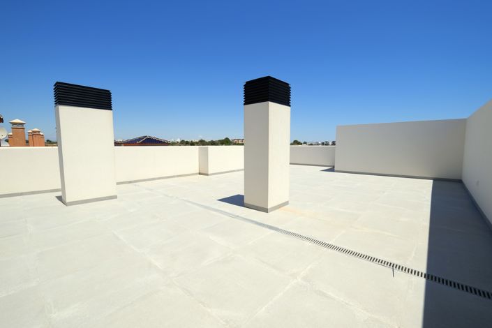 Image No.14-2 Bed Property for sale