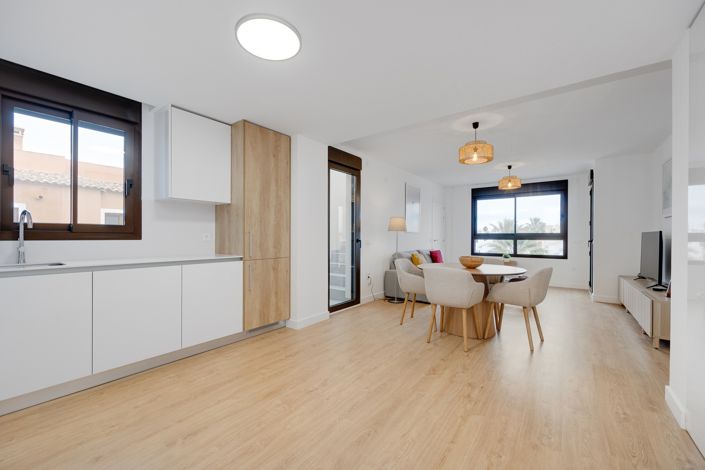 Image No.5-2 Bed Property for sale