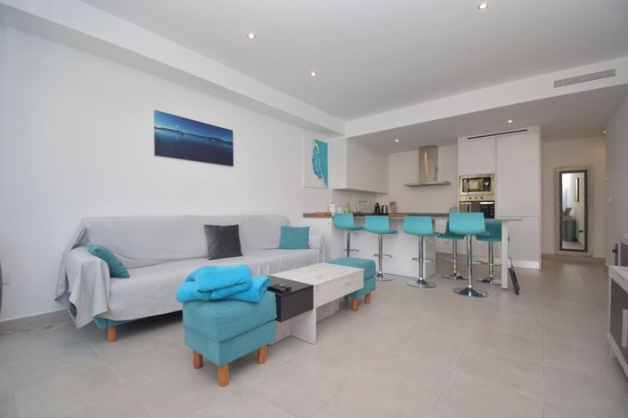 Image No.4-3 Bed Townhouse for sale