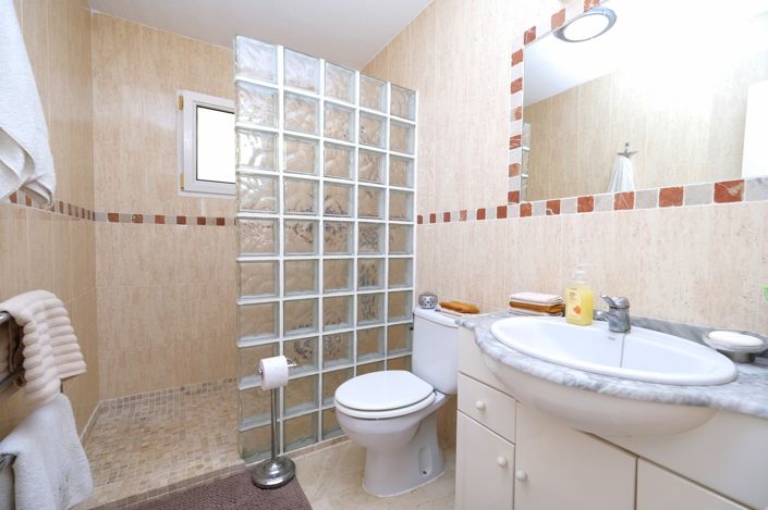 Image No.11-3 Bed Villa for sale