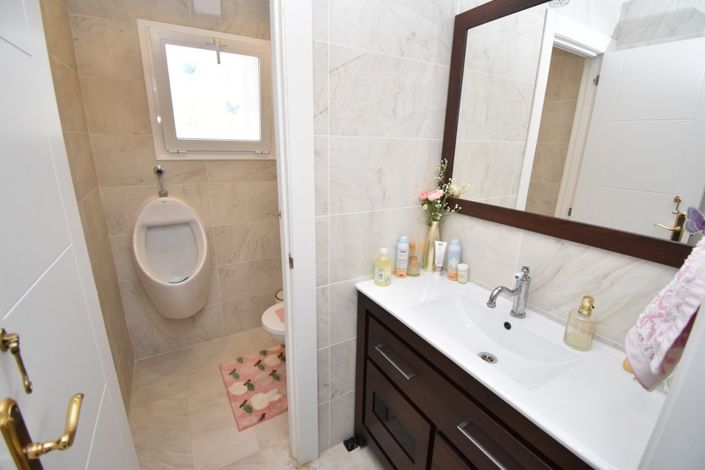 Image No.15-4 Bed Villa for sale