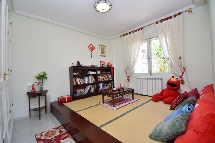 Image No.16-4 Bed Villa for sale