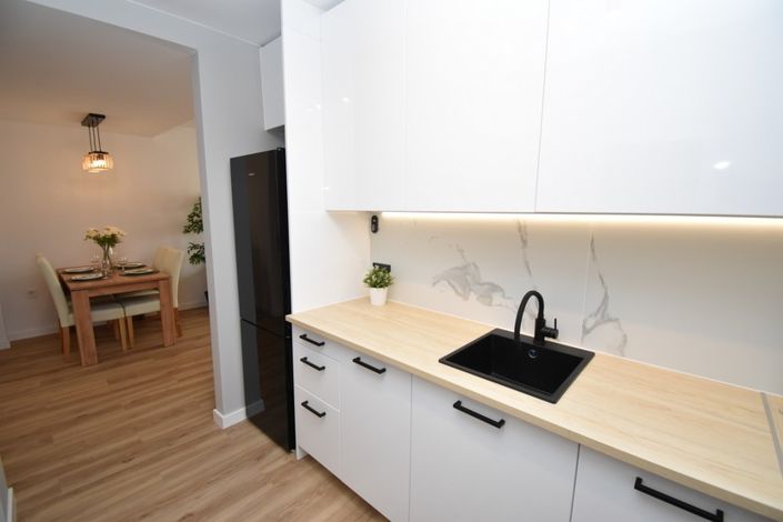 Image No.14-2 Bed Townhouse for sale