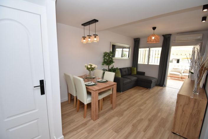 Image No.6-2 Bed Townhouse for sale