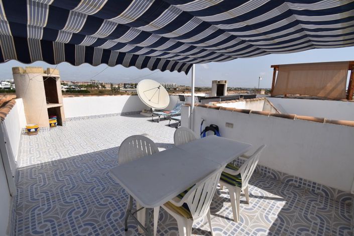 Image No.16-2 Bed Property for sale