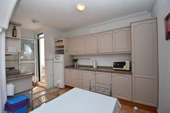 Image No.5-2 Bed Property for sale