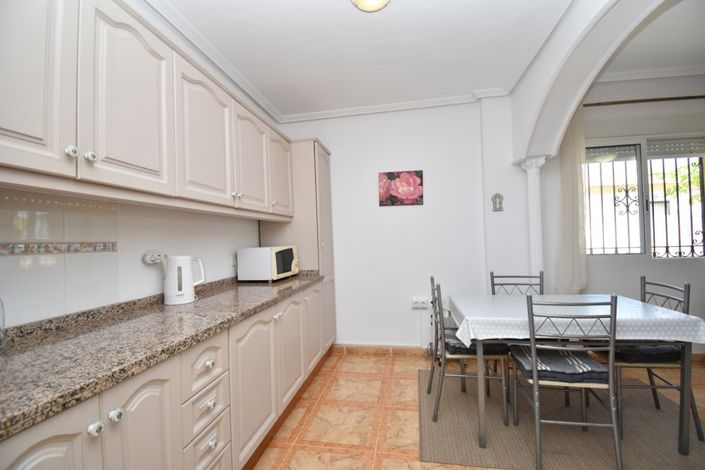 Image No.6-2 Bed Property for sale