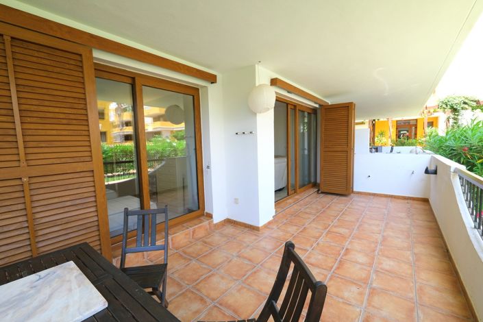 Image No.2-2 Bed Property for sale