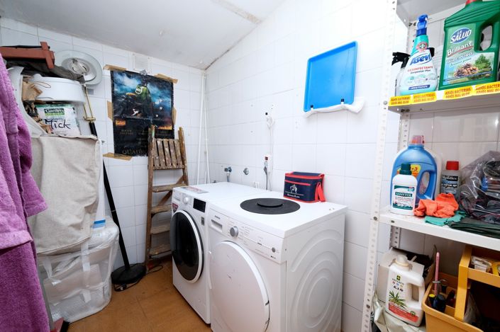 Image No.8-4 Bed Townhouse for sale