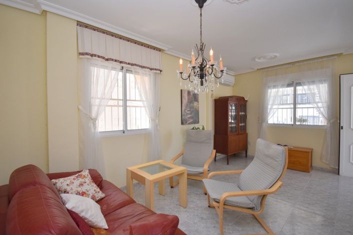 Image No.10-2 Bed Villa for sale