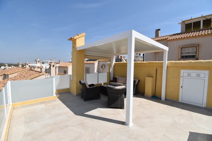 Image No.17-2 Bed Villa for sale