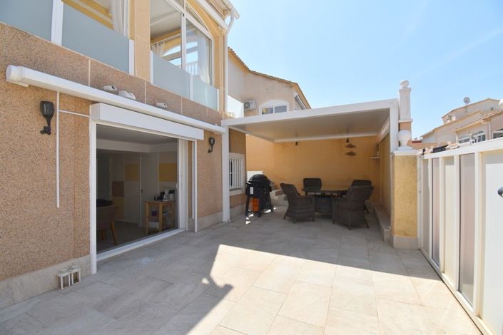 Image No.22-2 Bed Villa for sale