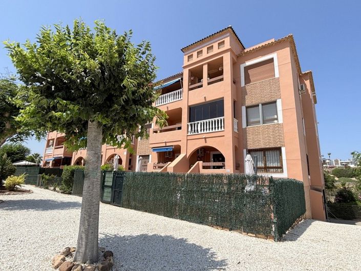 Image No.1-2 Bed Property for sale