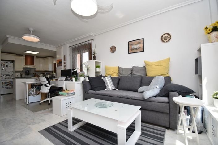 Image No.4-2 Bed Property for sale