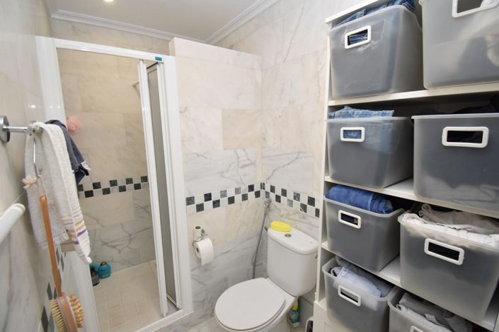 Image No.8-2 Bed Property for sale