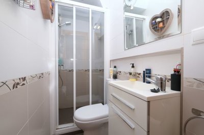 8542028