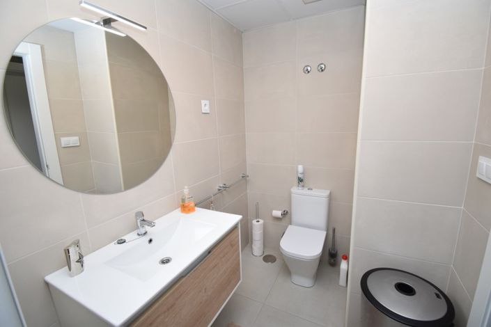 Image No.18-3 Bed Property for sale