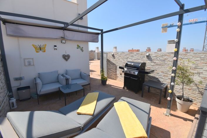 Image No.27-3 Bed Property for sale