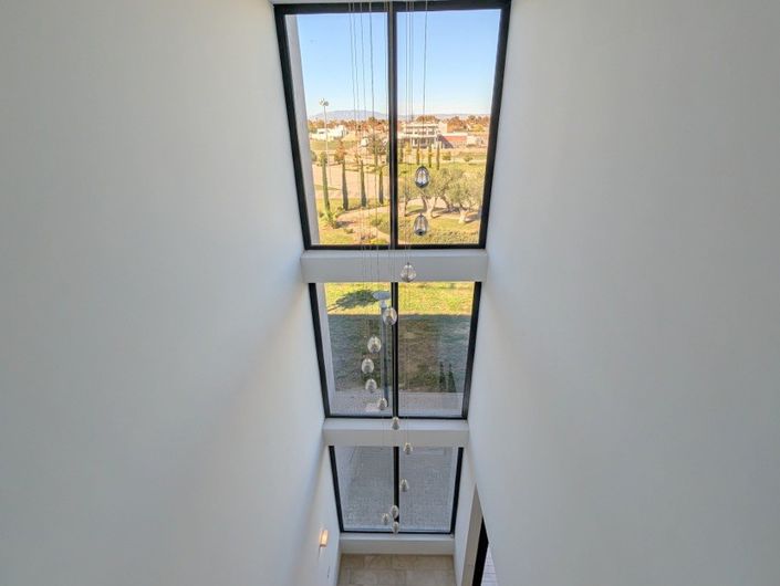 Image No.29-3 Bed Property for sale