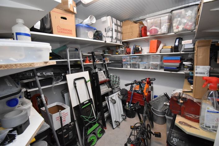 Image No.34-3 Bed Property for sale