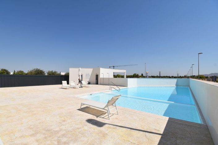 Image No.36-3 Bed Property for sale