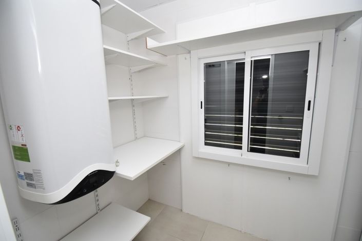 Image No.8-3 Bed Property for sale