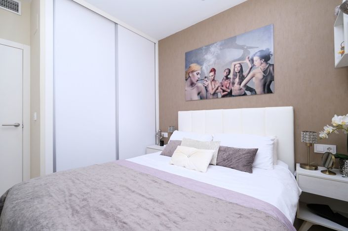 Image No.14-3 Bed Property for sale