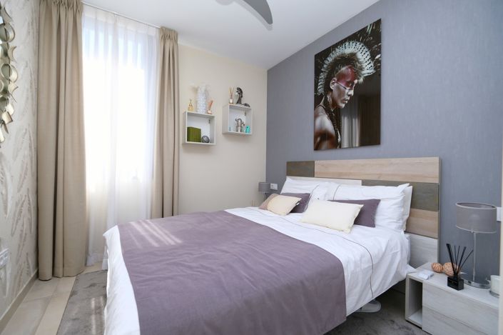 Image No.15-3 Bed Property for sale