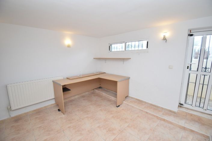 Image No.25-3 Bed Villa for sale