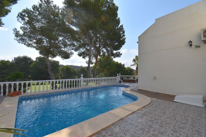 Image No.30-3 Bed Villa for sale