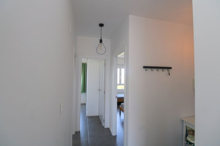 Image No.21-3 Bed Apartment for sale