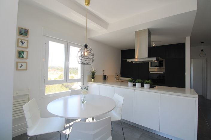 Image No.6-3 Bed Apartment for sale