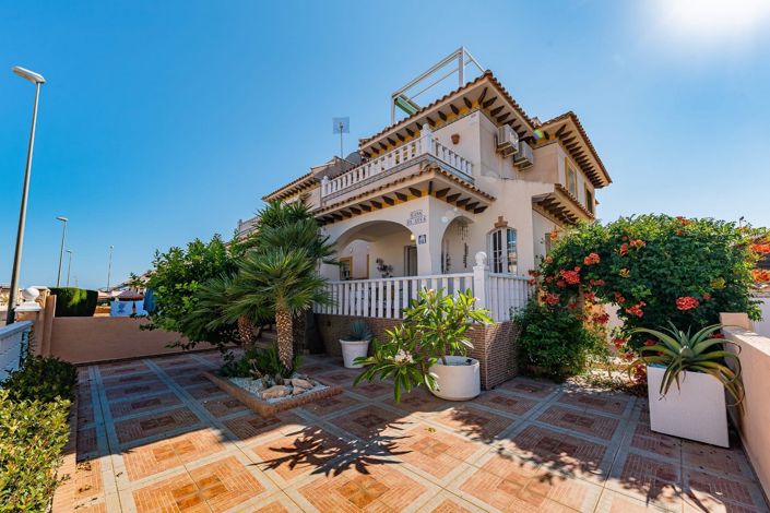 Image No.1-Maison de ville de 3 chambres à vendre à Cabo Roig