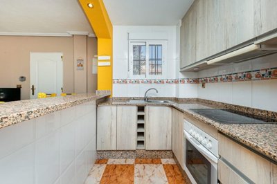 8543250