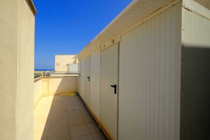 Image No.20-3 Bed Property for sale