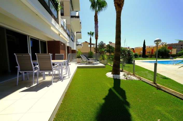 Image No.3-3 Bed Property for sale