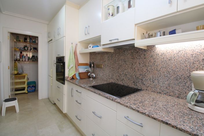 Image No.15-2 Bed Property for sale