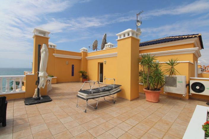 Image No.21-2 Bed Property for sale