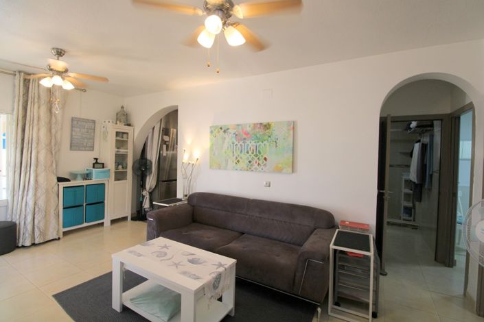 Image No.10-2 Bed Villa for sale