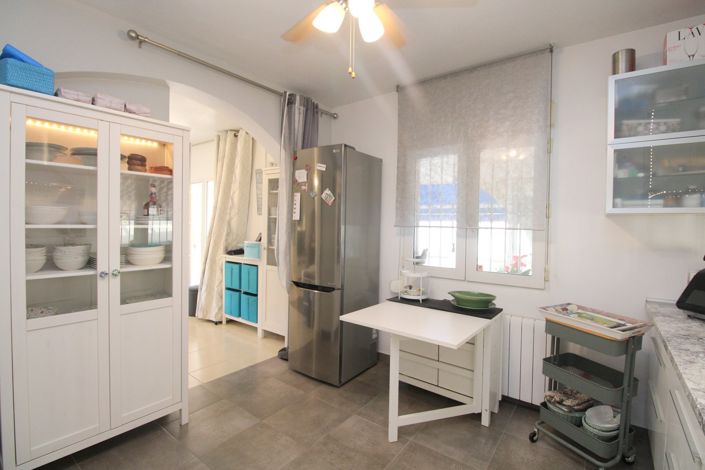 Image No.12-2 Bed Villa for sale