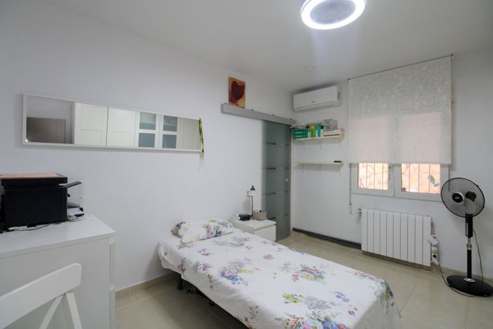 Image No.15-2 Bed Villa for sale