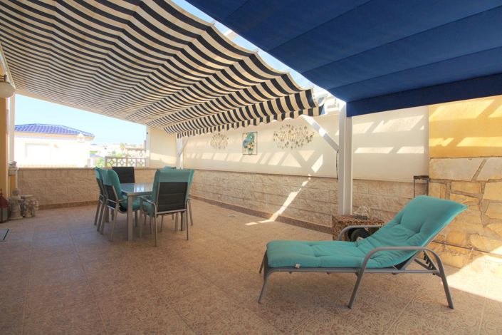 Image No.17-2 Bed Villa for sale