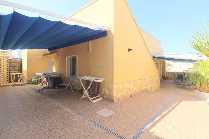 Image No.18-2 Bed Villa for sale