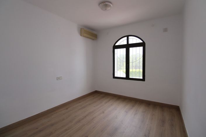 Image No.16-3 Bed Villa for sale