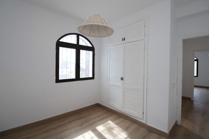 Image No.19-3 Bed Villa for sale