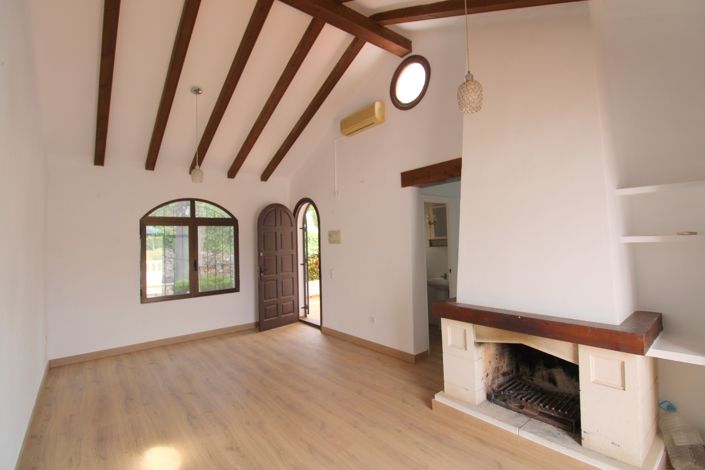 Image No.2-3 Bed Villa for sale