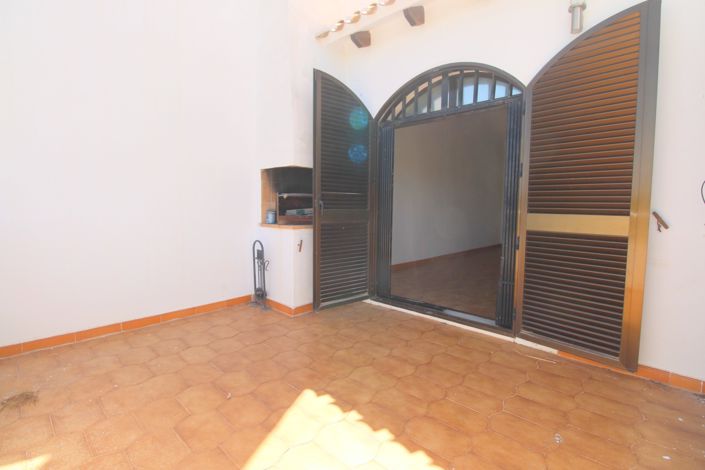 Image No.23-3 Bed Villa for sale