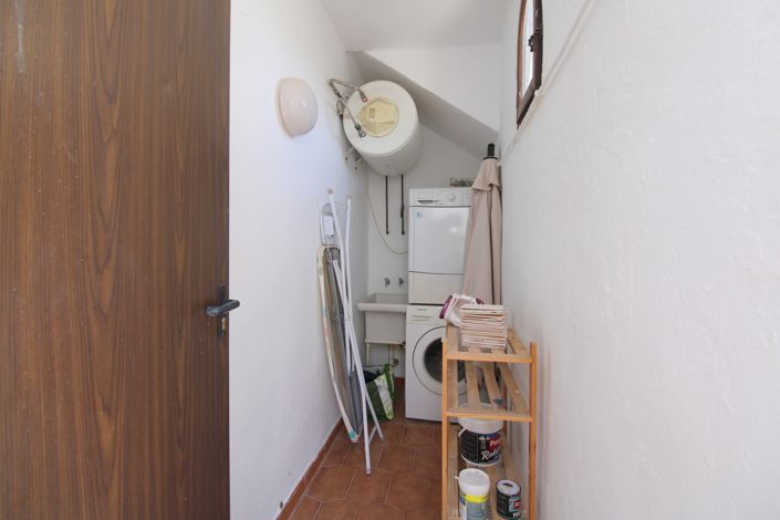 Image No.24-3 Bed Villa for sale