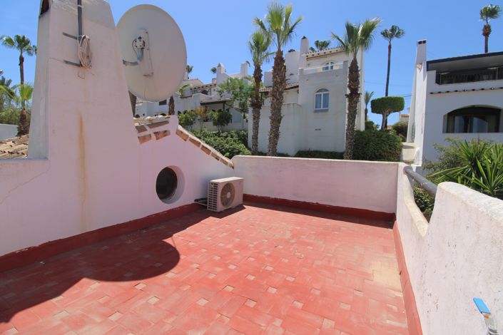 Image No.25-3 Bed Villa for sale